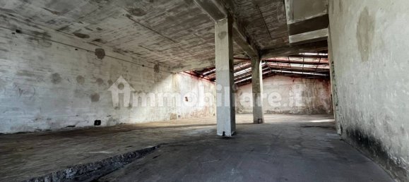 3-salle Entrepôt à Seregno, Italy No. 321541 3