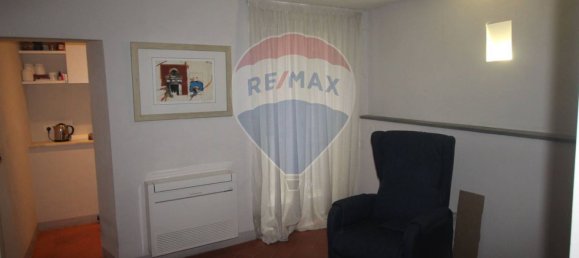 2 rooms Office in Montevarchi, Italy No. 362059 4
