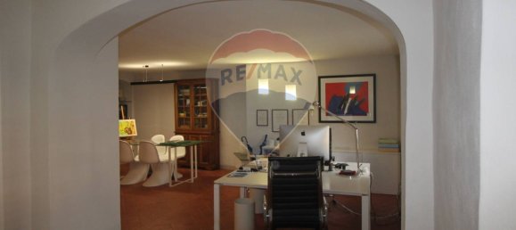 2 rooms Office in Montevarchi, Italy No. 362059 10