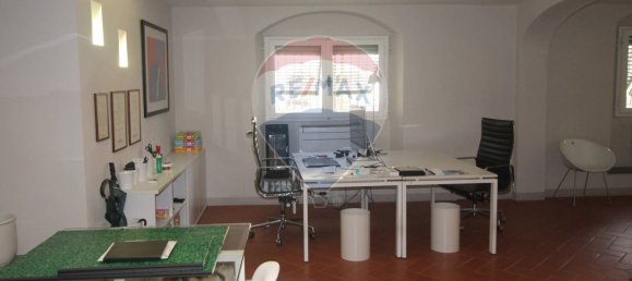2 rooms Office in Montevarchi, Italy No. 362059 17