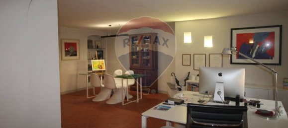 2 rooms Office in Montevarchi, Italy No. 362059 11
