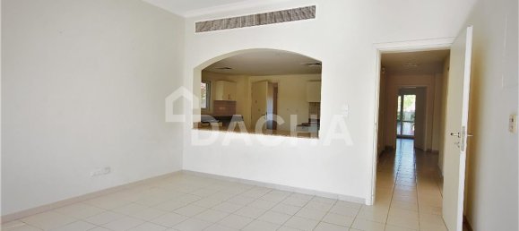 Villa T6 em Meadows, UAE N.º 27983 8