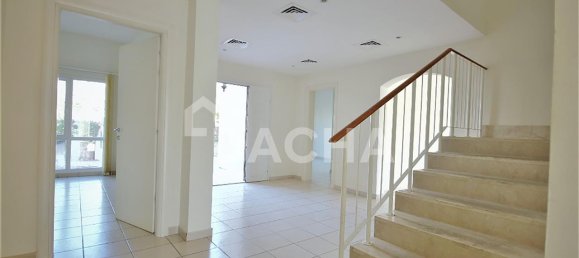 Villa T6 em Meadows, UAE N.º 27983 3
