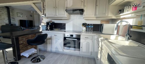 Villa de 4 dormitorios en Puiseaux, France No. 57018 7