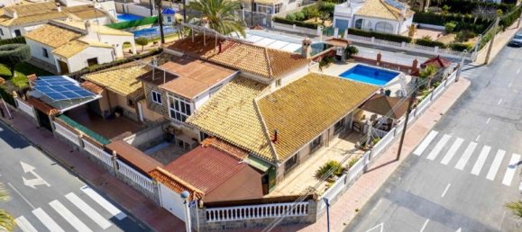 5 Schlafzimmer Haus in Cabo Roig, Spain, Nr. 185138 34