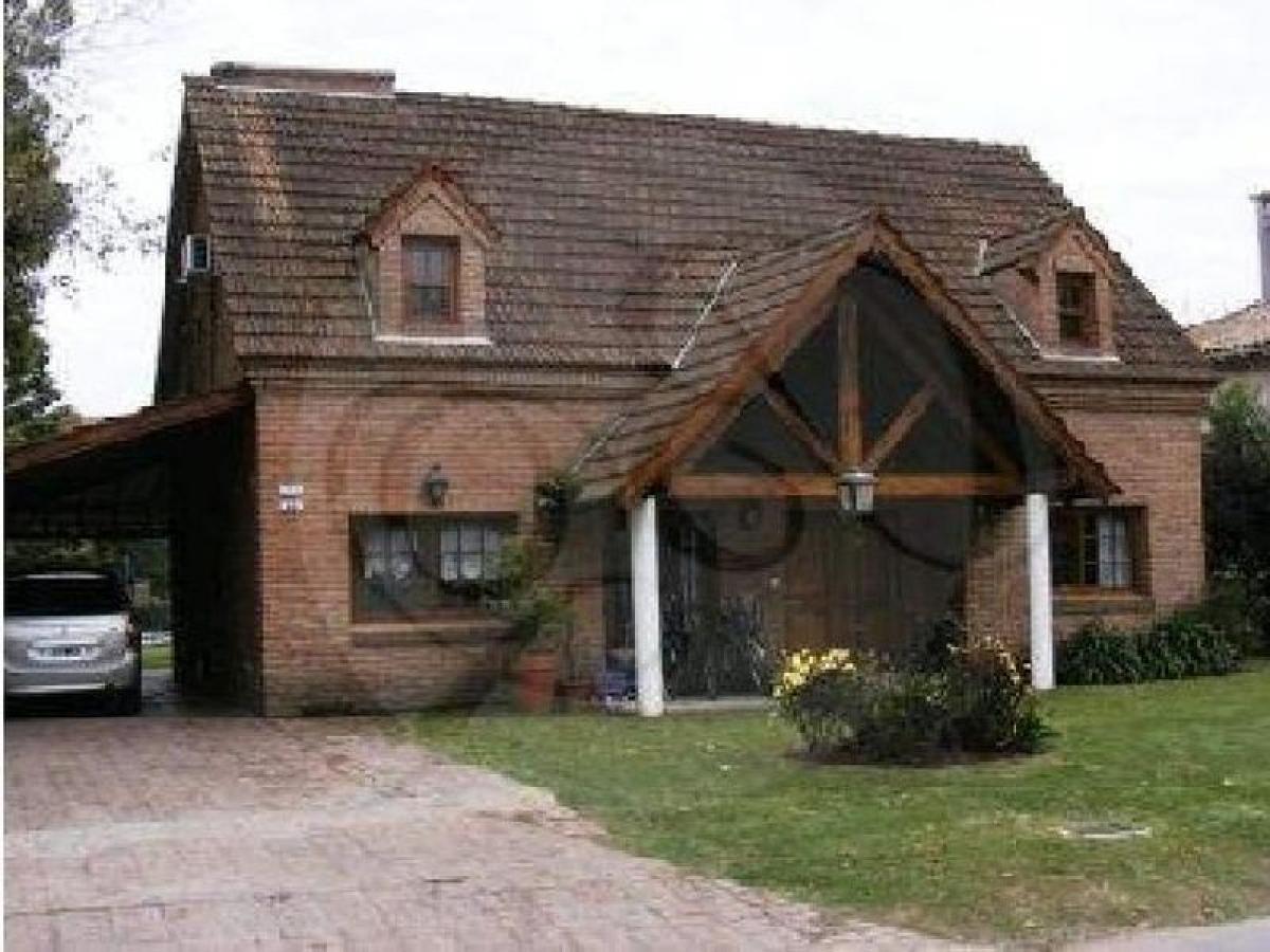 Casa de 4 dormitorios en Pilar, Argentina No. 69993