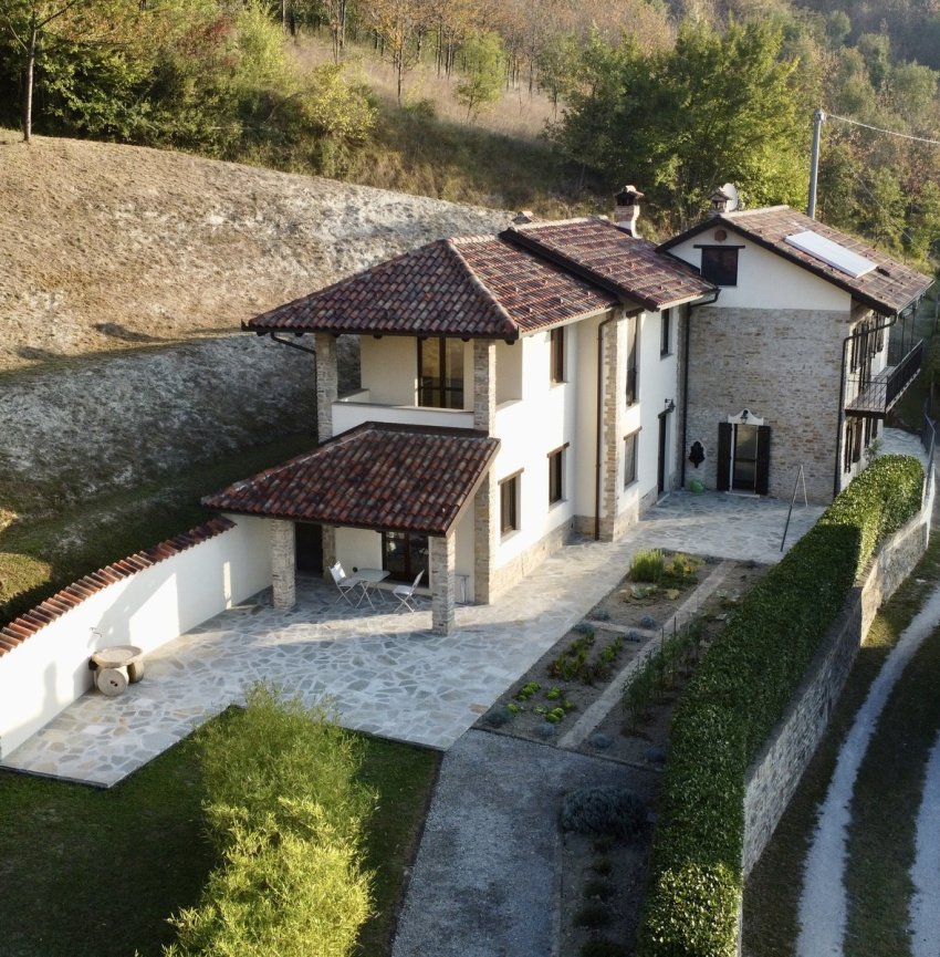 3 Schlafzimmer Villa in Cuneo, Italy, Nr. 381956