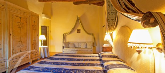 5 bedrooms Villa in Barberino Tavarnelle, Italy No. 189788 8