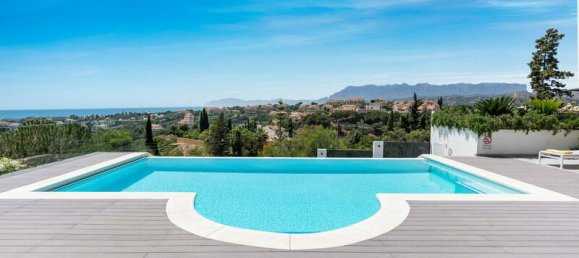 6 bedrooms Villa in Marbella, Spain No. 129881 4