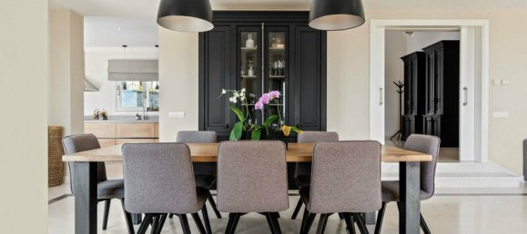 6 bedrooms Villa in Marbella, Spain No. 129881 11