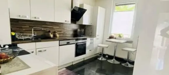 5 rooms House in Duisburg, Germany No. 8464 4