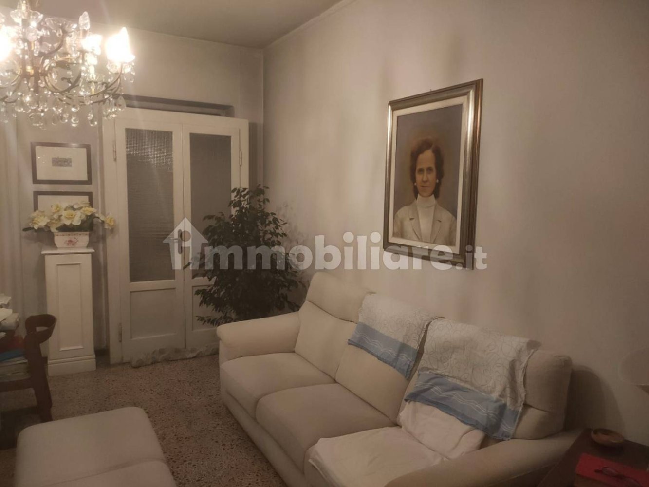 Здание с 5 комнатами в Фара Джера д’Адда, Италия № 302187