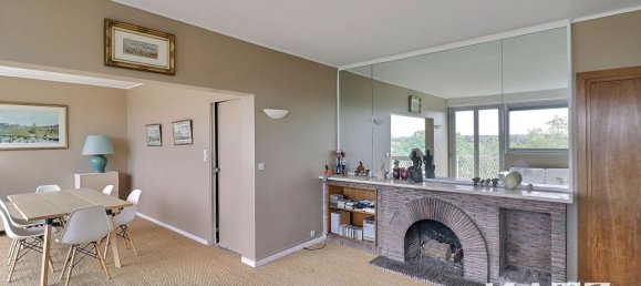 Apartamento de 2 dormitorios en Vaucresson, France No. 176351 3