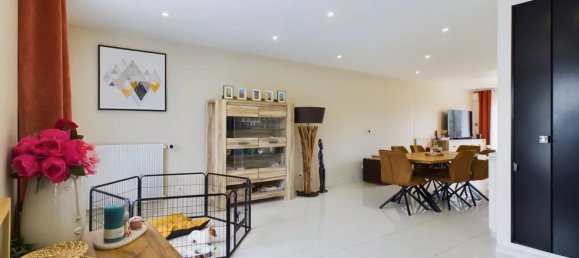 2 Schlafzimmer Haus in Romilly-sur-Seine, France, Nr. 229223 11