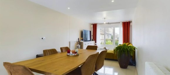 2 Schlafzimmer Haus in Romilly-sur-Seine, France, Nr. 229223 8