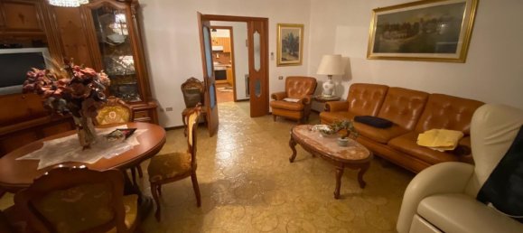 10-salle Villa à Roccamontepiano, Italy No. 201218 21