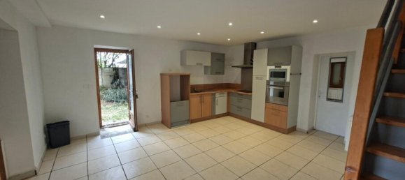 3 chambres Maison à Saint-Hilaire-de-la-Côte, France No. 341481 2