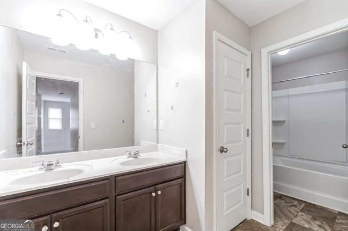 5 bedrooms House in McDonough, USA No. 421244