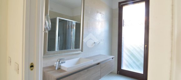 5 rooms Villa in Bernareggio, Italy No. 146290 12