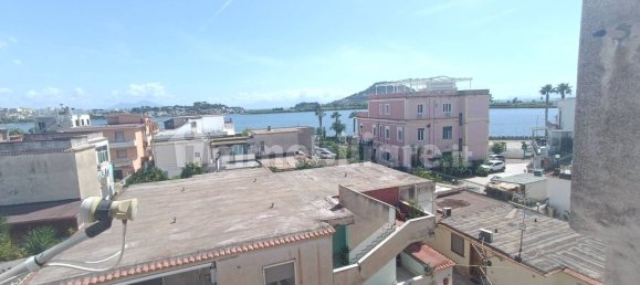 3 bedrooms Penthouse in Bacoli, Italy No. 337750 2