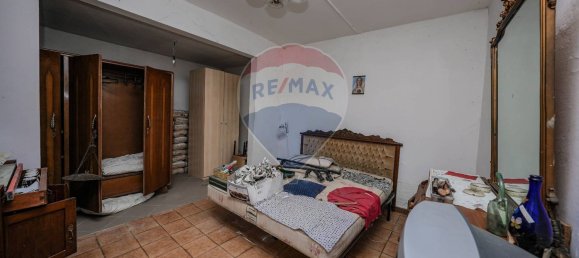 15 rooms Apartment in Jolanda di Savoia, Italy No. 18424 21