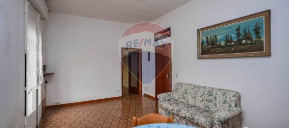 15 rooms Apartment in Jolanda di Savoia, Italy No. 18424 17