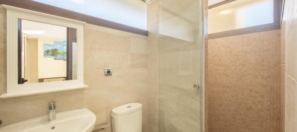 3 Schlafzimmer Penthouse in Estepona, Spain, Nr. 44017 14