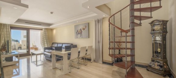 3 Schlafzimmer Penthouse in Estepona, Spain, Nr. 44017 2