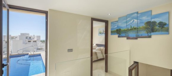 3 Schlafzimmer Penthouse in Estepona, Spain, Nr. 44017 13