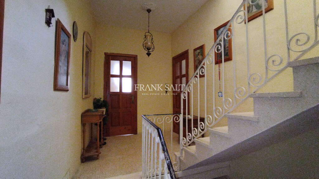 Casa T4 em Luqa, Malta N.º 2254