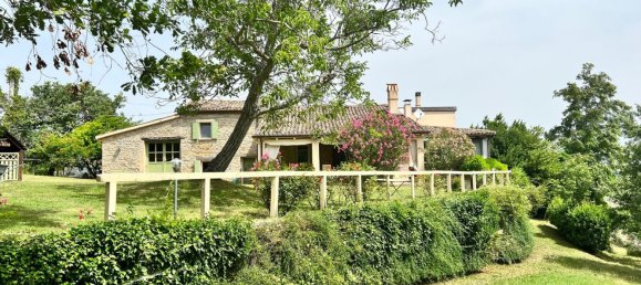 10غرفة منزل في Tavoleto, Italy رقم 229658 22