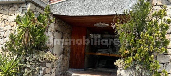 2 bedrooms Apartment in Genoa, Italy No. 374005 9