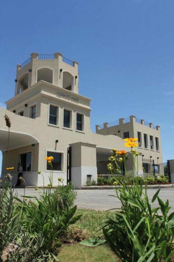 Grundstück in Esteban Echeverria, Argentina, Nr. 34449