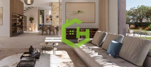 7 bedrooms Villa in Dubai Land, UAE No. 39586 2