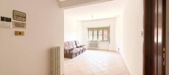 3 bedrooms Apartment in Avezzano, Italy No. 293631 4