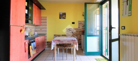 Квартира с 2 спальнями в Купелло, Италия № 297344 13