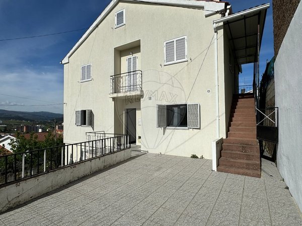 6 bedrooms House in Braganca, Portugal No. 42315