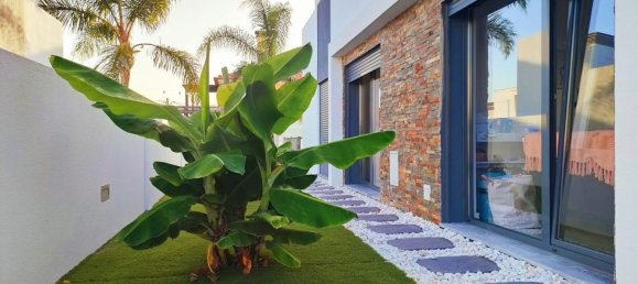 3 Schlafzimmer Haus in Corroios, Portugal, Nr. 111411 35