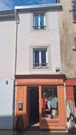  Castillos de 2 dormitorios en Le Palais, France No. 310611