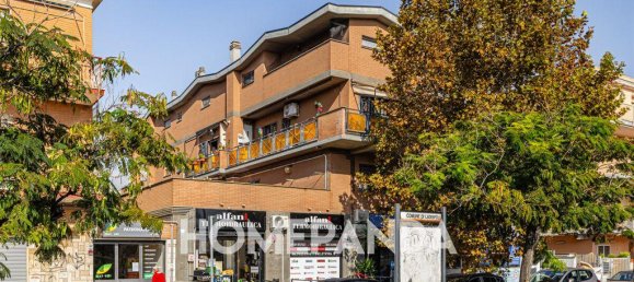 4-salle Appartement à Ladispoli, Italy No. 70476 8