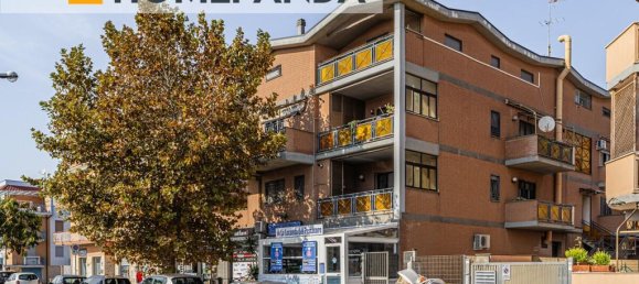 4-salle Appartement à Ladispoli, Italy No. 70476 7