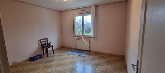 3 bedrooms House in Vineuil, France No. 47710 41