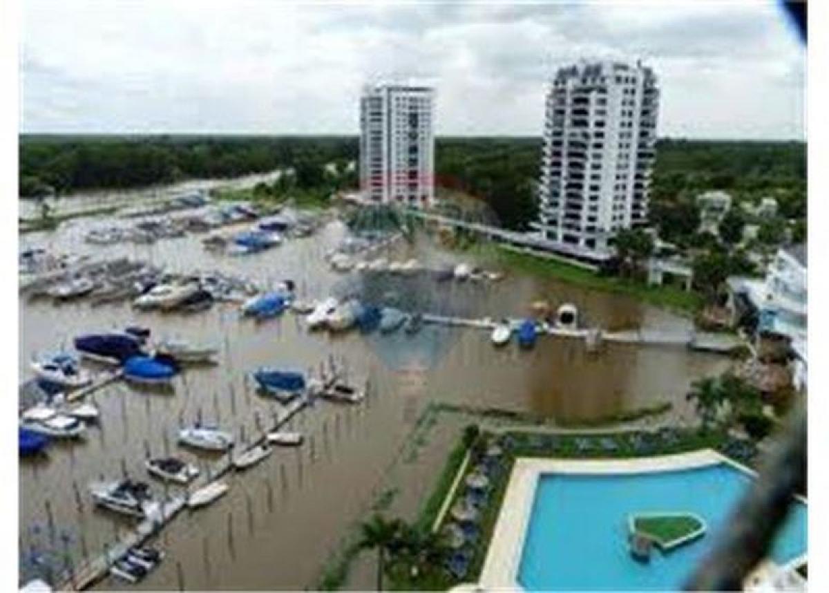 Apartamento T3 em Tigre, Argentina N.º 16102