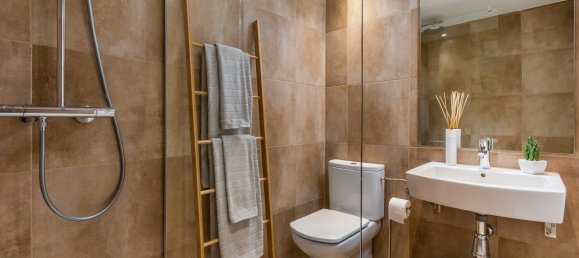 2 Schlafzimmer Wohnung in Estepona, Spain, Nr. 2452 8