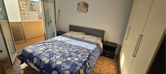 2-salle Appartement à Palermo, Italy No. 46078 15