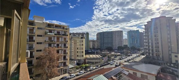 2-salle Appartement à Palermo, Italy No. 46078 21