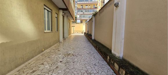 2-salle Appartement à Palermo, Italy No. 46078 29