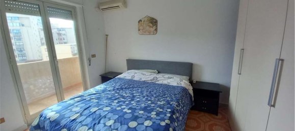 2-salle Appartement à Palermo, Italy No. 46078 14