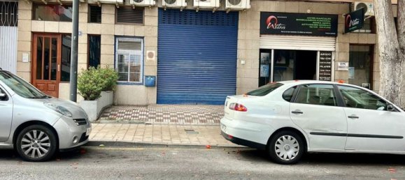 394m² Commercial property in Santa Cruz de Tenerife, Spain No. 61380 31