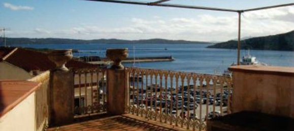 5 rooms Apartment in La Maddalena, Italy No. 197305 22
